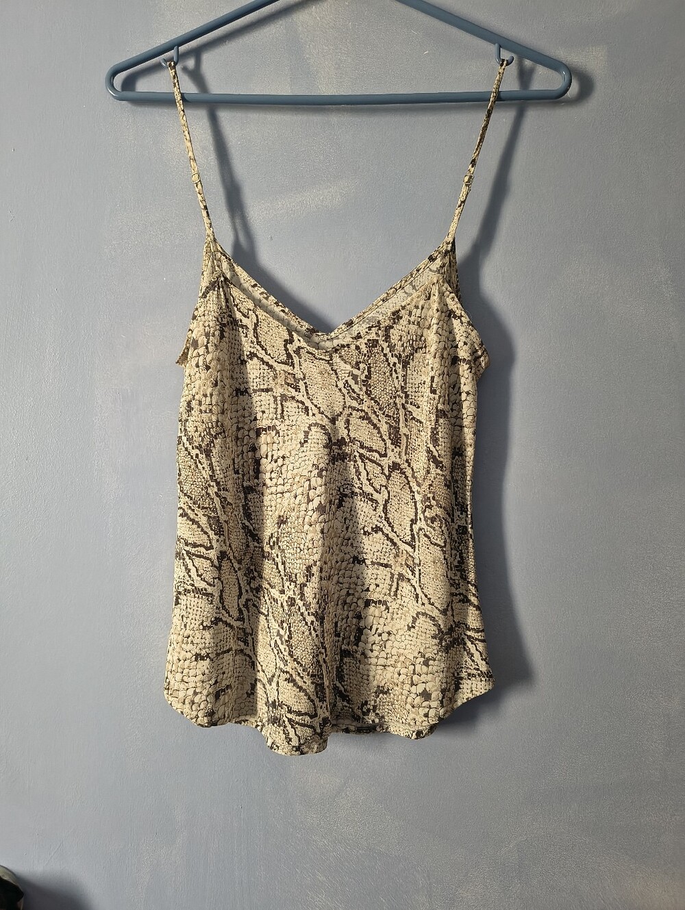 Reformation Beth Silk Camisole In Python S - Picture 4 of 6